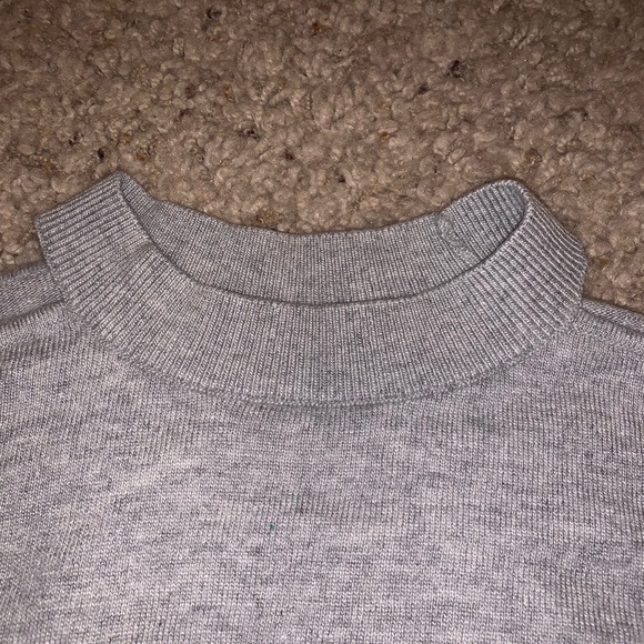 Topshop gray cold-shoulder top - Picture 4 of 6